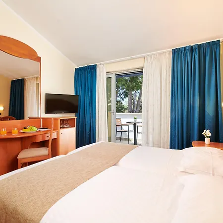 Galijot Plava Laguna Hotel 4*