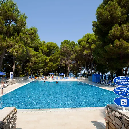 Galijot Plava Laguna فندق بوريتش