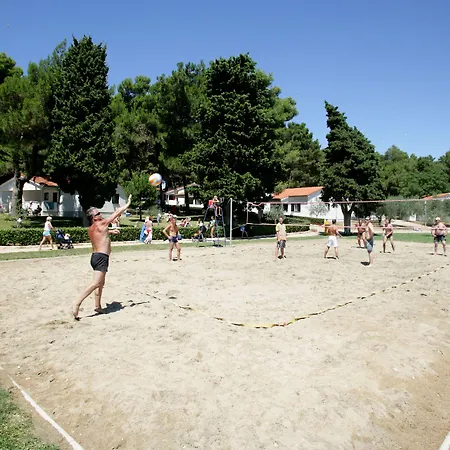 Galijot Plava Laguna 4* بوريتش
