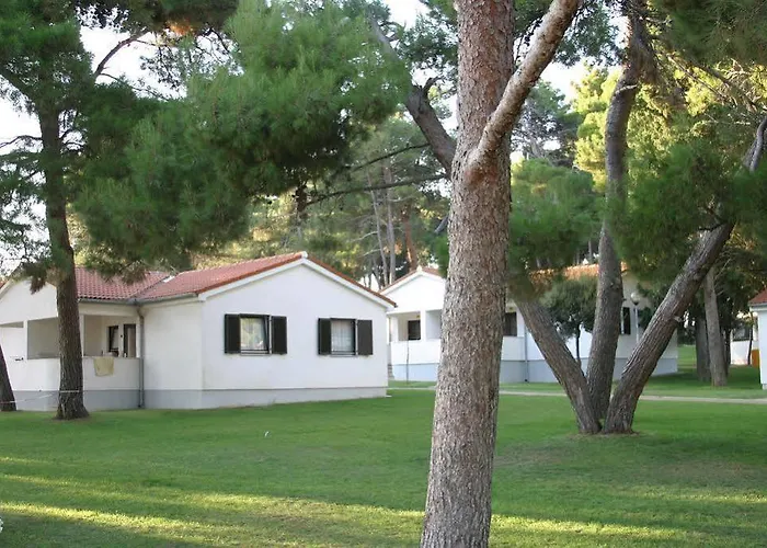 Galijot Plava Laguna Otel 4*