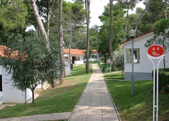 Galijot Plava Laguna מלון