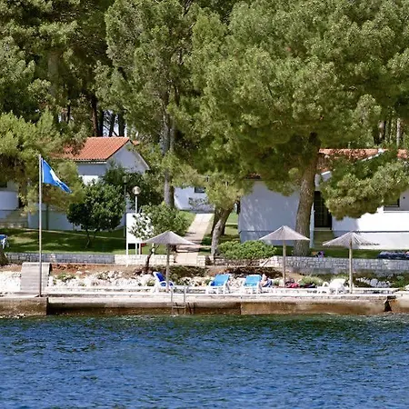 Galijot Plava Laguna מלון 4*